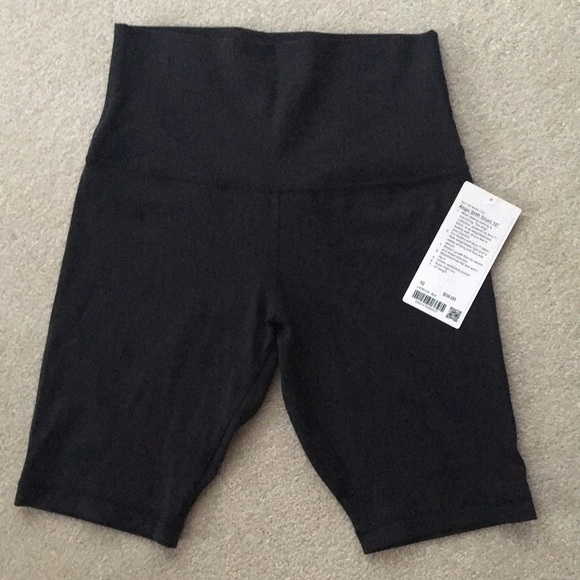 lululemon athletica Pants - Align short, 10”